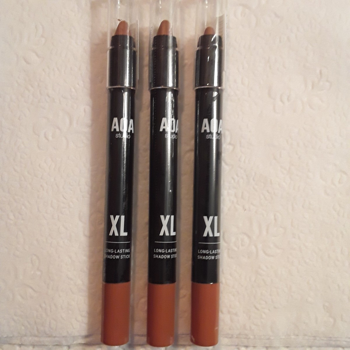AOA Studio XL Long Lasting Shadow Stick